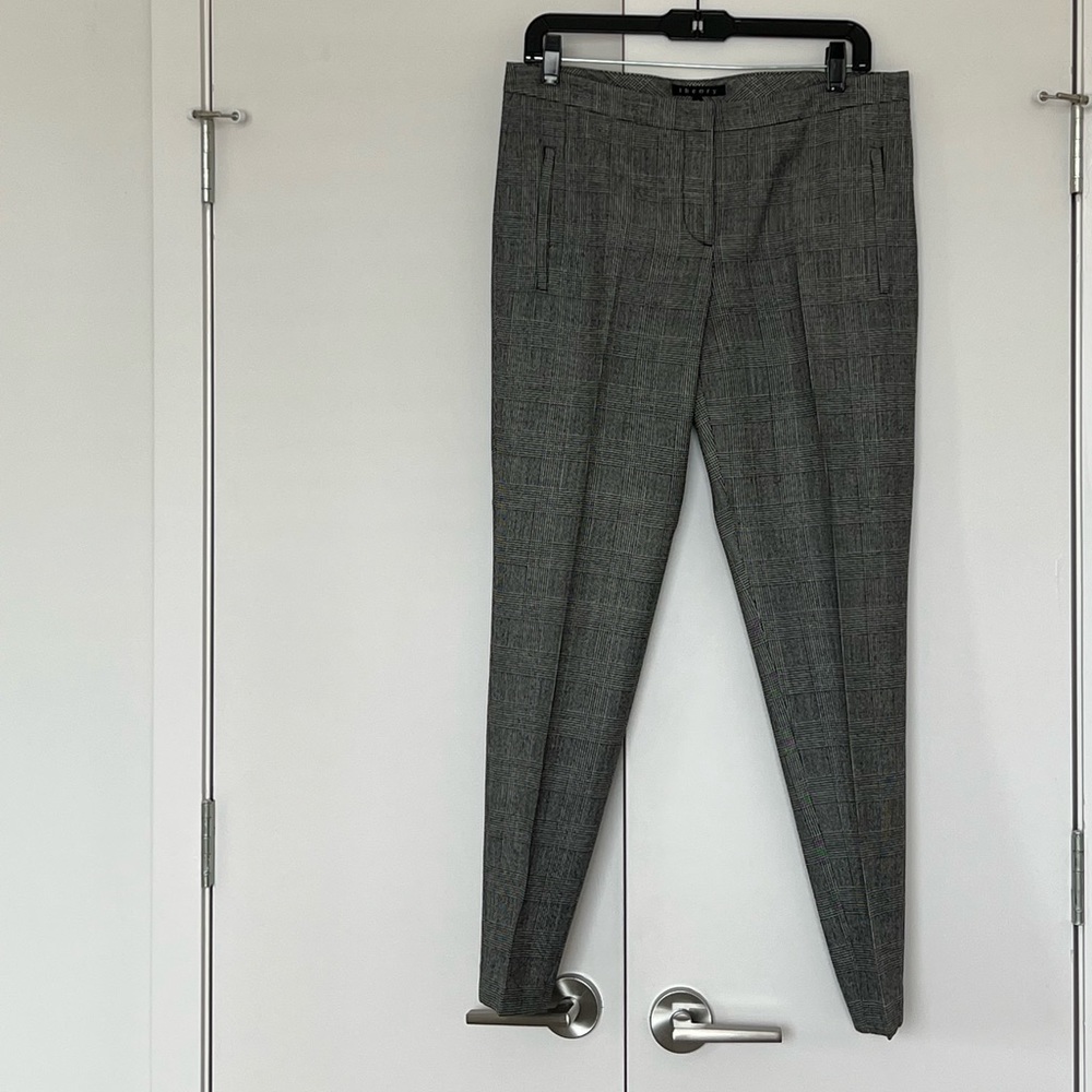 Theory straight leg wool pants 8